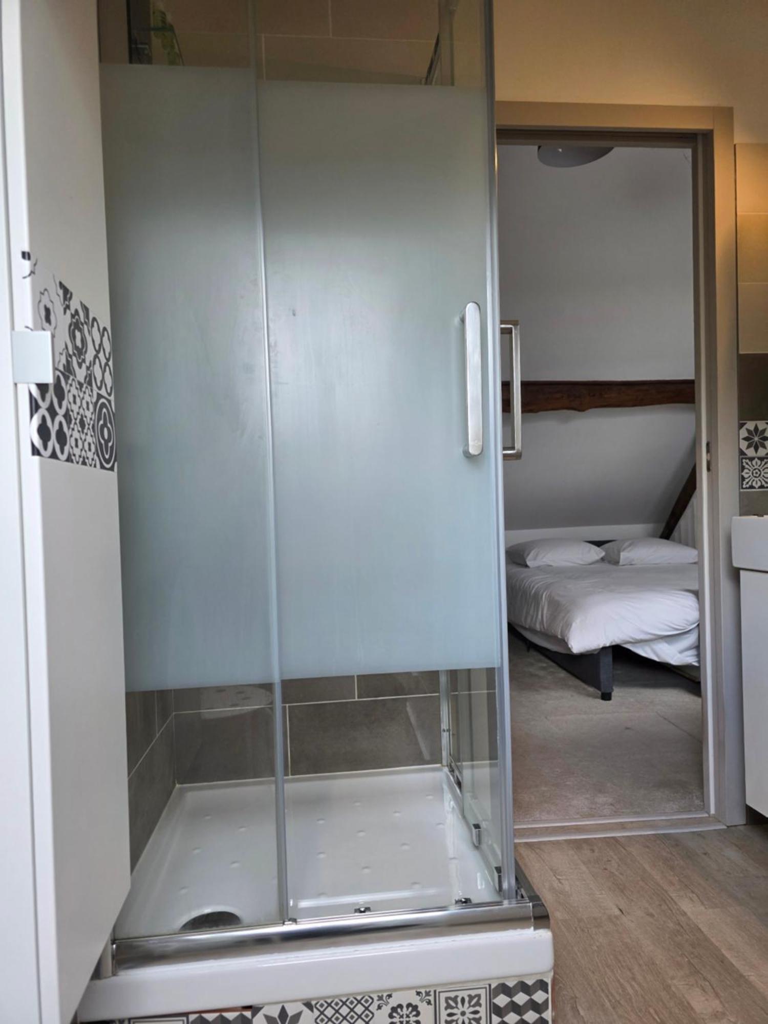 Relais St Laurent เฌอวัวร์ส ห้อง รูปภาพ