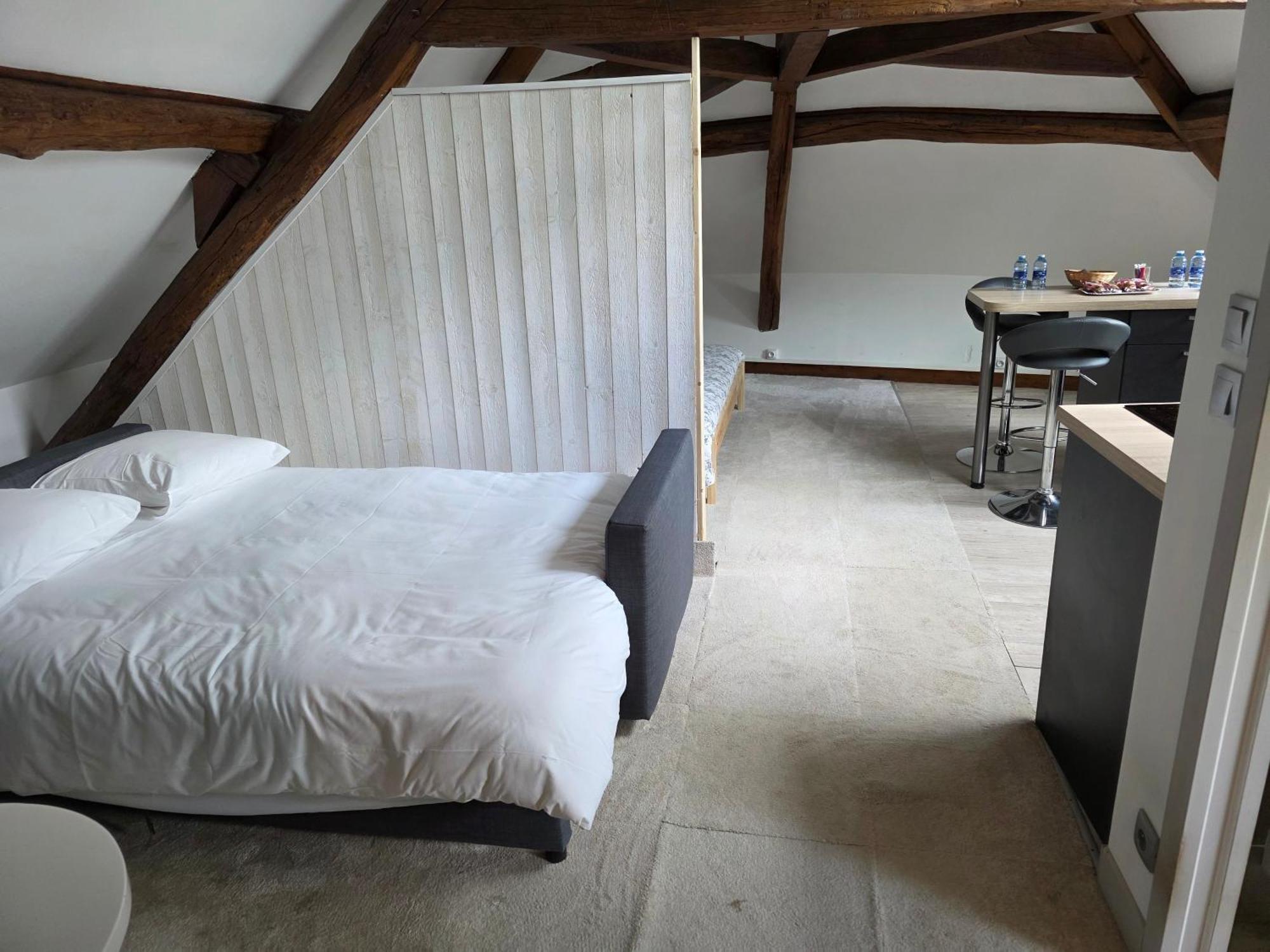 Relais St Laurent เฌอวัวร์ส ห้อง รูปภาพ